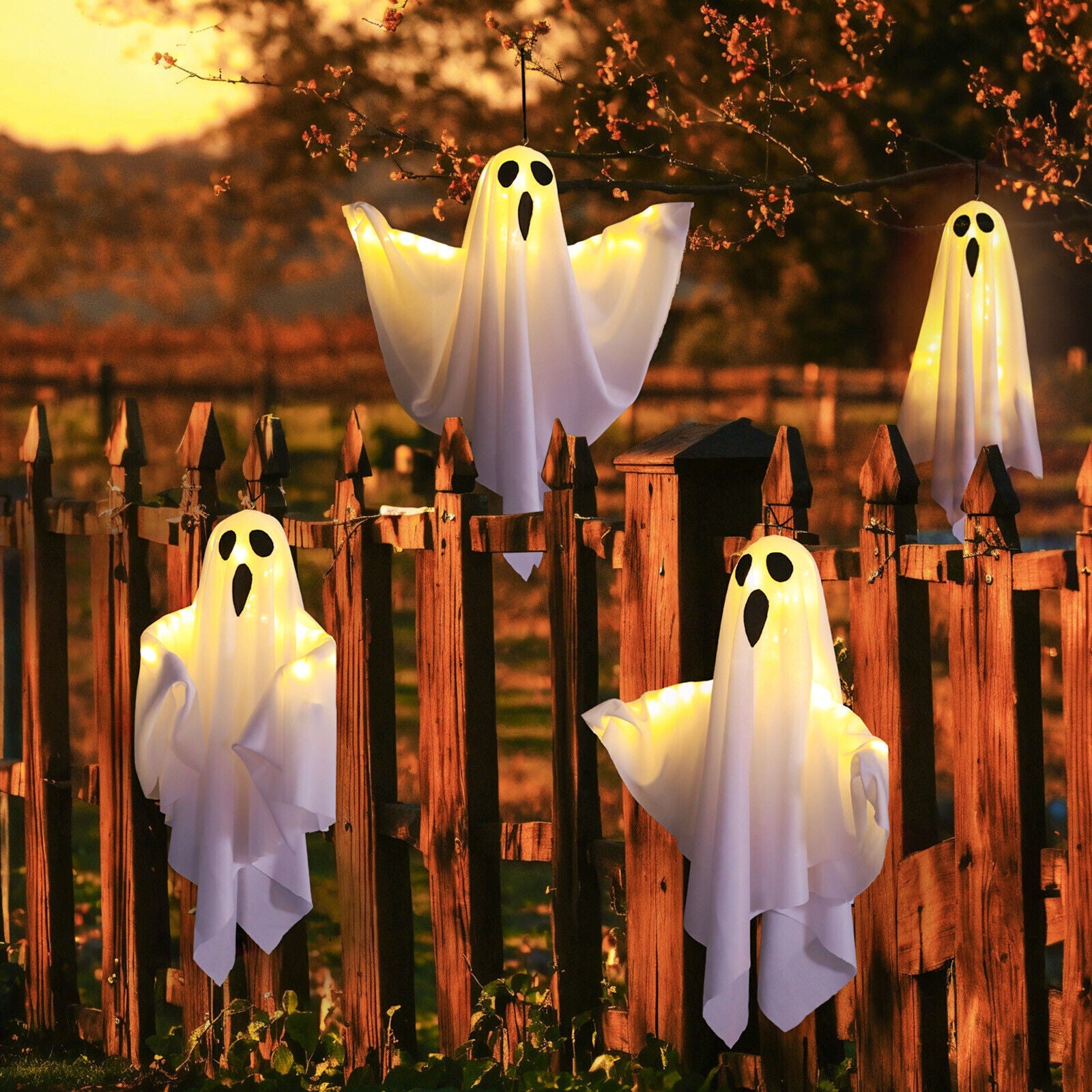 Glowing Ghost Halloween Lantern – Spooky Hanging Outdoor Decor for Yard, Porch, and Party | Light-Up Ghost Prop for Halloween