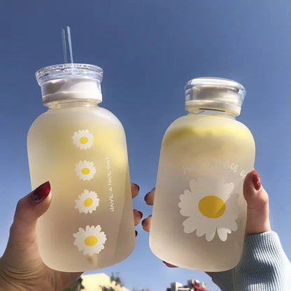 480Ml Water Bottle Small Daisy Milk Juice Cute Kawaii Frosted Glass Bottle with Straw Drinking Cups with Scale 2 Lids