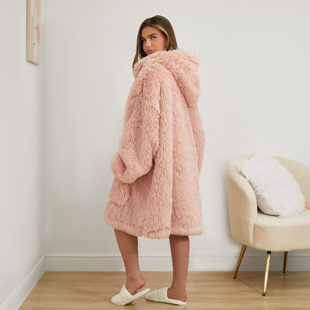 Sienna Fluffy Hoodie Blanket - Luxuriously Cozy Sherpa-Lined Comfort