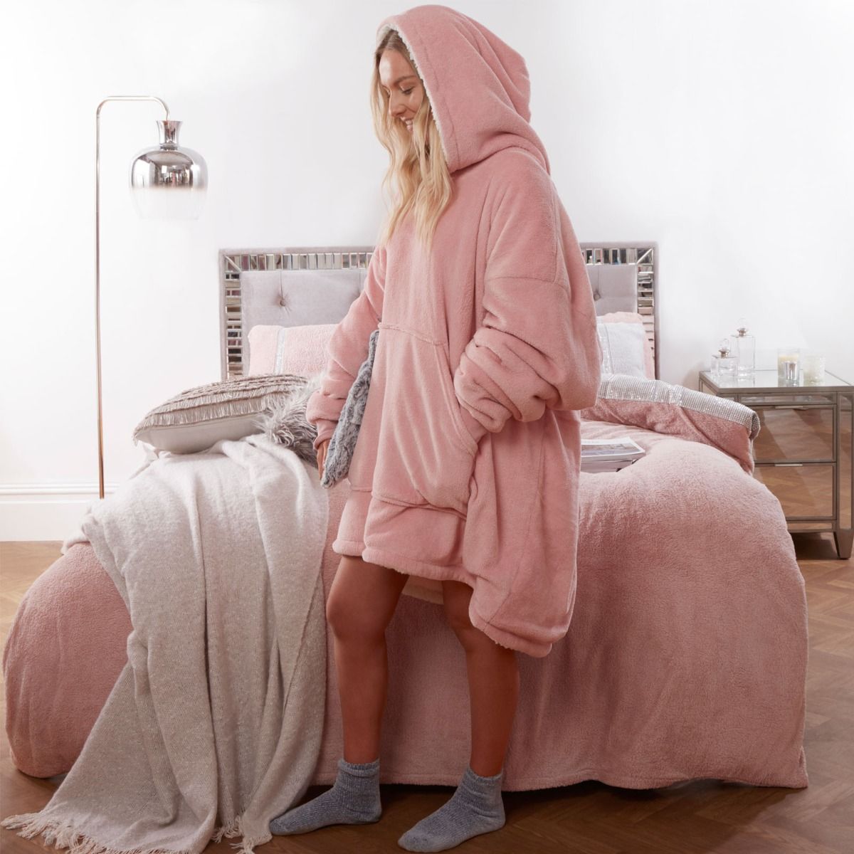 Giant fluffy hoodie blanket new arrivals